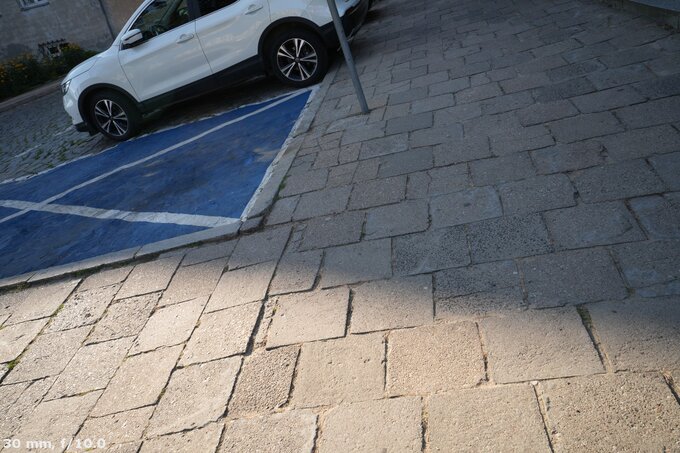 Tamron 16-30 mm f/2.8 Di III VXD G2 - Ghosting and flares