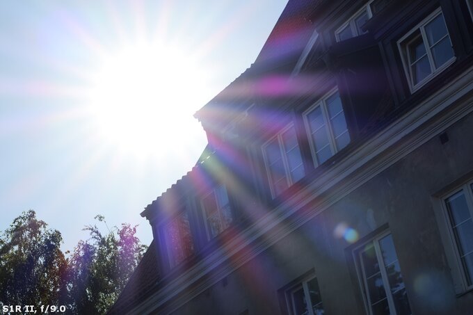 Panasonic Lumix S 85 mm f/1.8 - Ghosting and flares