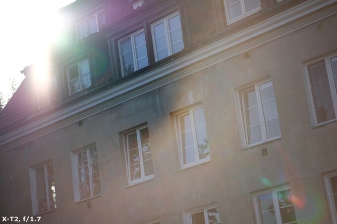 Viltrox AF 56 mm f/1.7 Air - Ghosting and flares