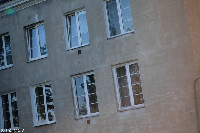 Viltrox AF 56 mm f/1.7 Air - Ghosting and flares