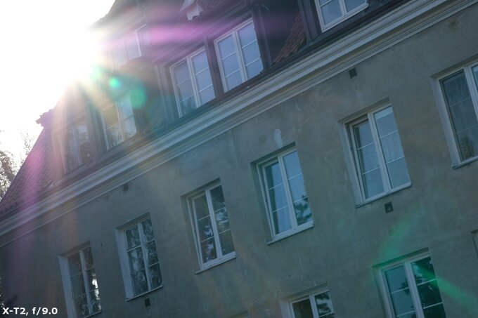 Viltrox AF 56 mm f/1.7 Air - Ghosting and flares