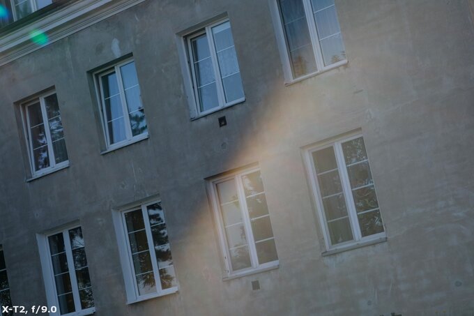 Viltrox AF 56 mm f/1.7 Air - Ghosting and flares