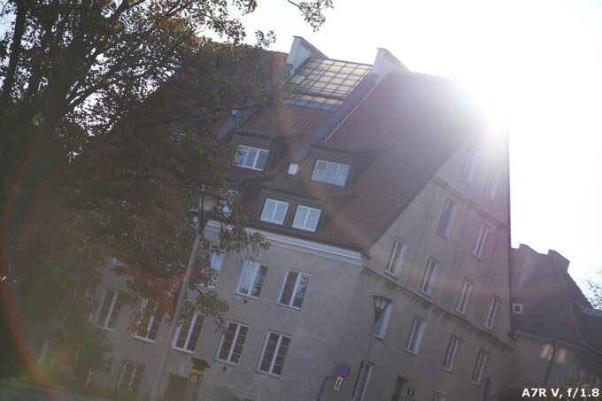 Samyang AF 85 mm f/1.8 P FE - Ghosting and flares