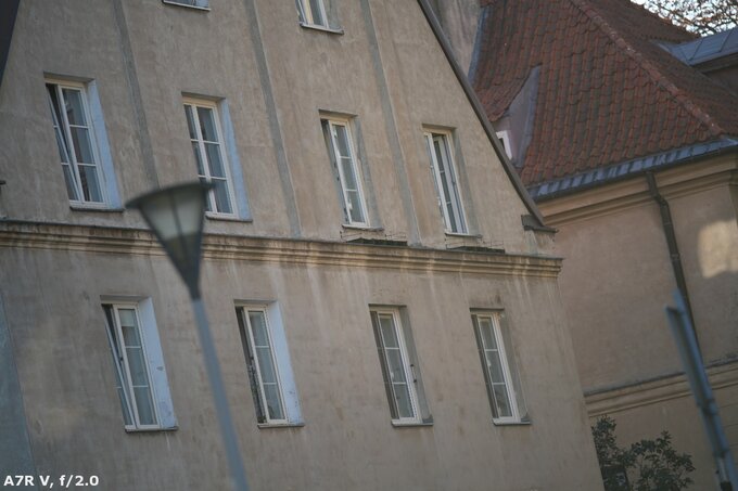 Sigma S 200 mm f/2 DG OS - Ghosting and flares