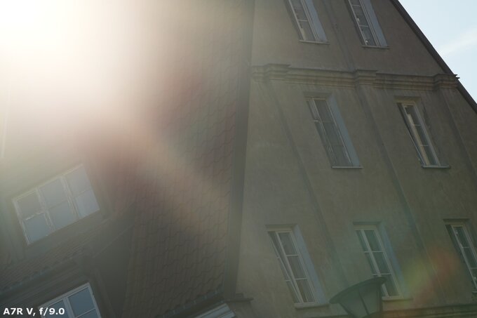 Sigma S 200 mm f/2 DG OS - Ghosting and flares