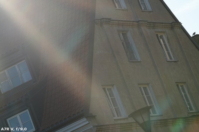 Sigma S 200 mm f/2 DG OS - Ghosting and flares