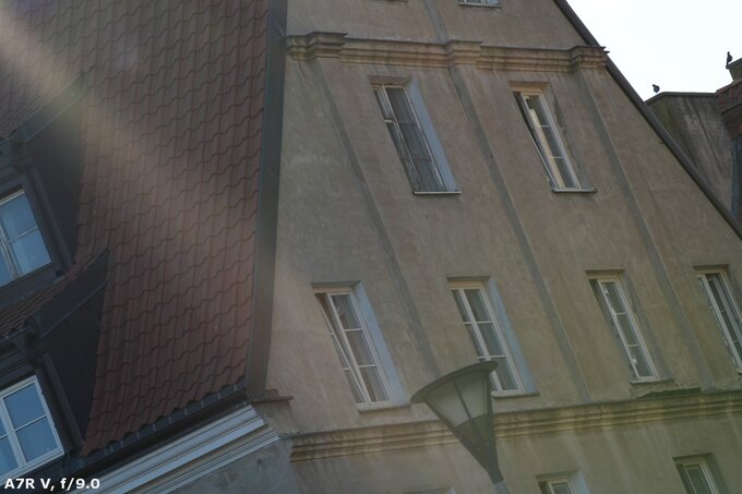 Sigma S 200 mm f/2 DG OS - Ghosting and flares