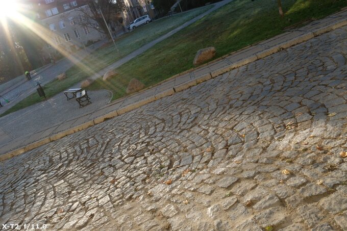 Fujifilm Fujinon XF 23 mm f/2.8 R WR - Ghosting and flares