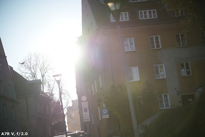 Viltrox AF 85 mm f/2 EVO - Ghosting and flares