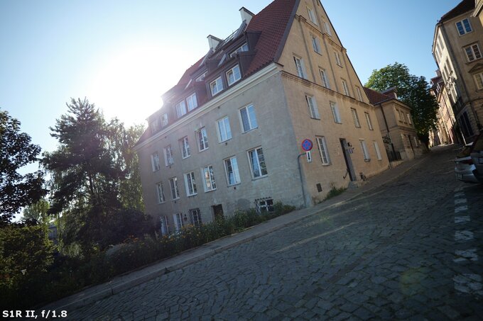 Panasonic Lumix S 18 mm f/1.8 - Ghosting and flares