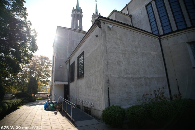 Sigma C 20-200 mm f/3.5-6.3 DG - Ghosting and flares