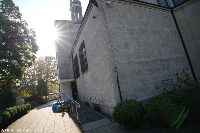 Sigma C 20-200 mm f/3.5-6.3 DG - Ghosting and flares