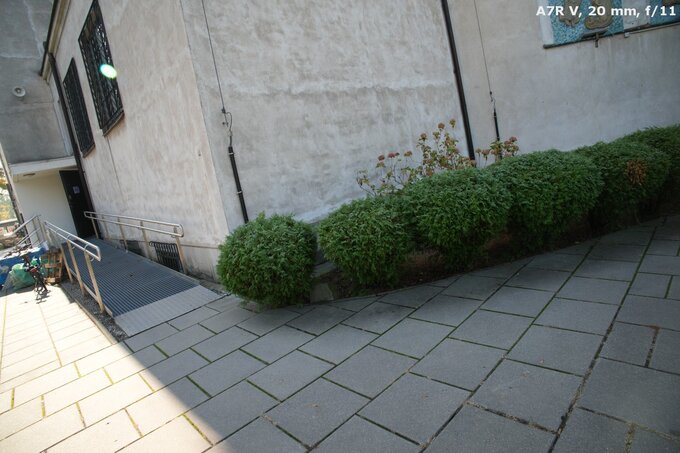 Sigma C 20-200 mm f/3.5-6.3 DG - Ghosting and flares