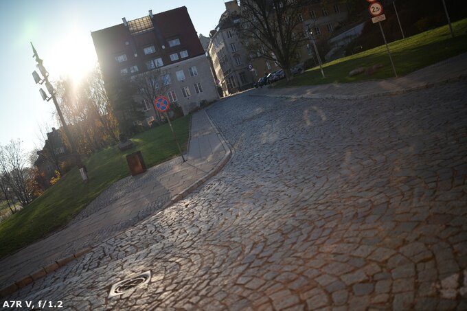 Viltrox AF 35 mm f/1.2 LAB - Ghosting and flares