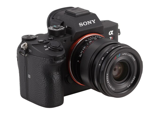 Voigtlander Apo Lanthar 28 mm f/2 Aspherical - Introduction Voigtlander Apo Lanthar 28 mm f/2 Aspherical - Introduction