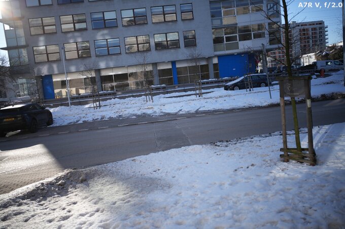 Voigtlander Apo Lanthar 28 mm f/2 Aspherical - Ghosting and flares