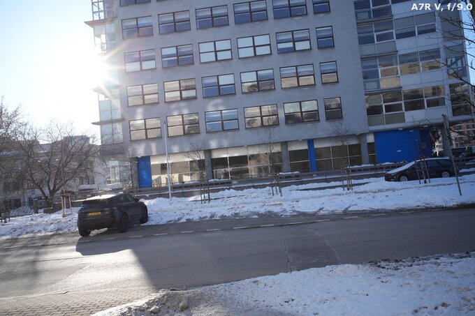 Voigtlander Apo Lanthar 28 mm f/2 Aspherical - Ghosting and flares