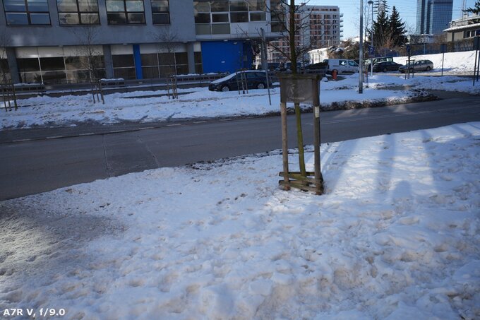 Voigtlander Apo Lanthar 28 mm f/2 Aspherical - Ghosting and flares