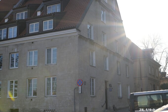 Viltrox AF 50 mm f/1.4 Pro - Odblaski