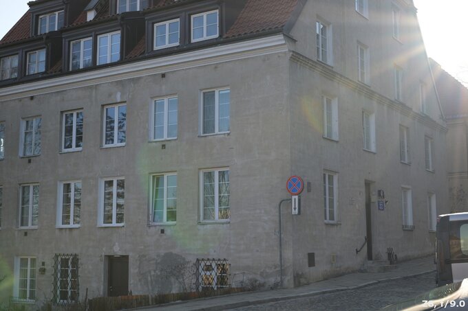 Viltrox AF 50 mm f/1.4 Pro - Odblaski