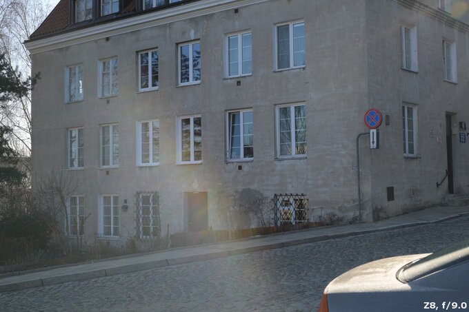 Viltrox AF 50 mm f/1.4 Pro - Odblaski