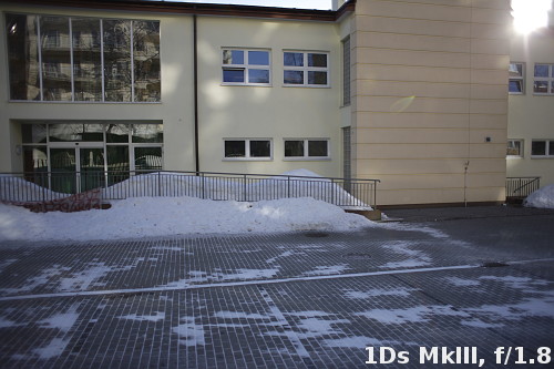 Canon EF 28 mm f/1.8 USM - Ghosting and flares