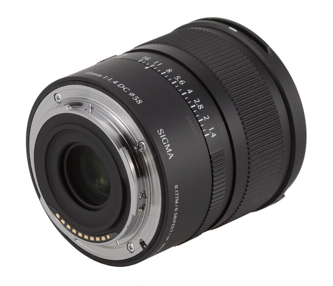 Sigma C 15 mm f/1.4 DC - Build quality Sigma C 15 mm f/1.4 DC - Build quality