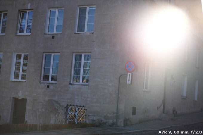 Samyang AF 24-60 mm f/2.8 FE - Ghosting and flares