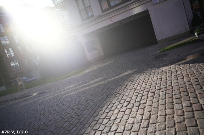 Viltrox AF 26 mm f/2.8 EVO - Ghosting and flares