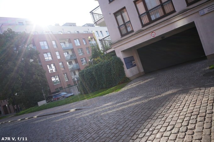 Viltrox AF 26 mm f/2.8 EVO - Ghosting and flares
