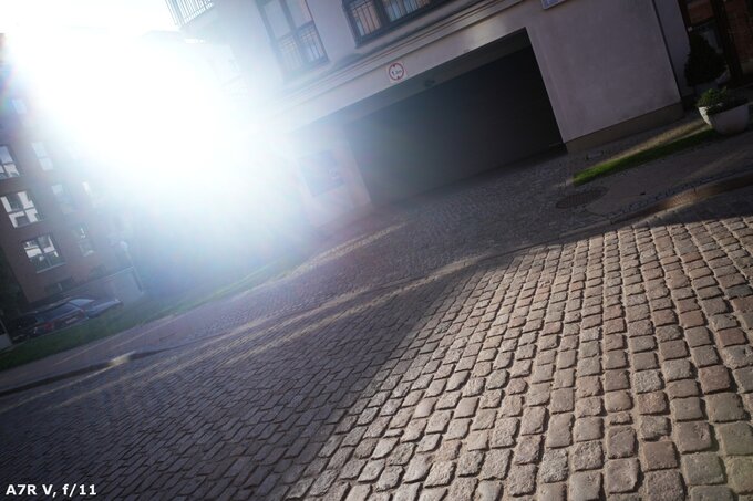 Viltrox AF 26 mm f/2.8 EVO - Ghosting and flares