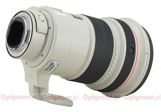 Canon EF 200 mm f/2.0L IS USM - Build quality and image stabilization