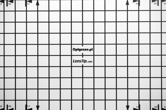 Sigma 180 mm f/2.8 APO Macro EX DG OS HSM  - Distortion
