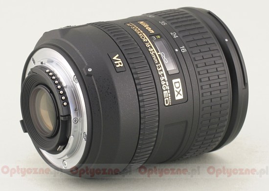Nikon Nikkor AF-S DX 16-85 mm f/3.5-5.6G ED VR - Build quality and image stabilization